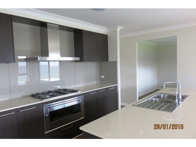 4 Finch Place, Gregory Hills NSW 2557
