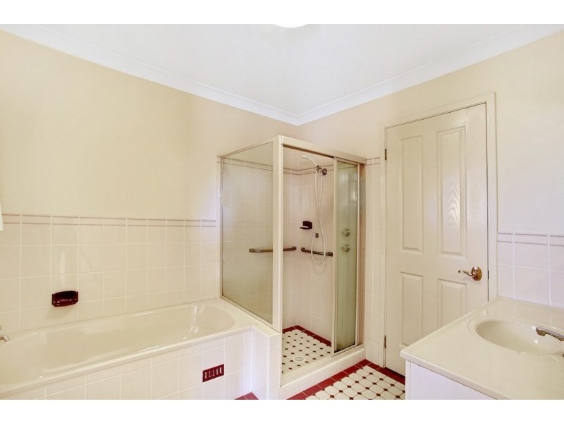 1 Maple Grove, Narellan NSW 2567