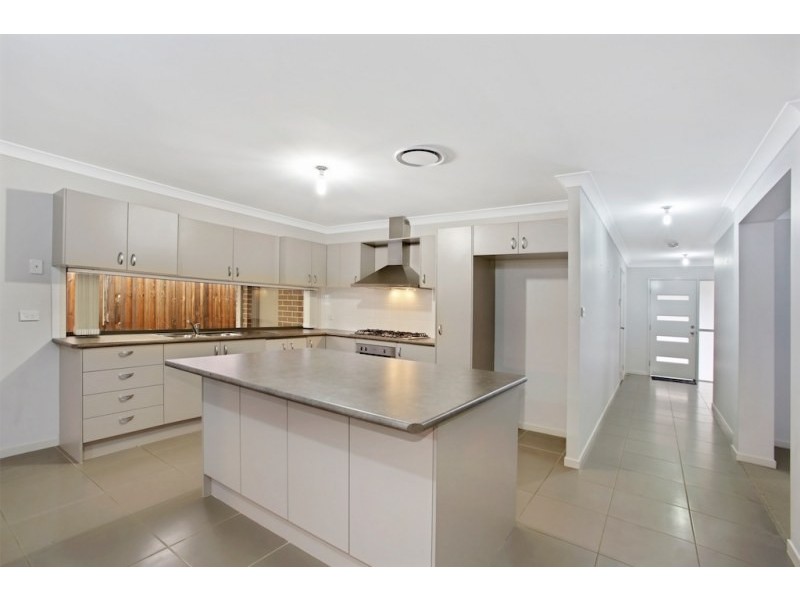 6 Cape Street, Spring Farm NSW 2570