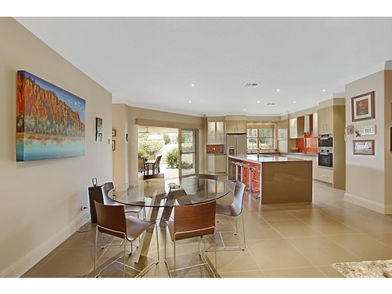 8 Stargard Crescent, Picton NSW 2571