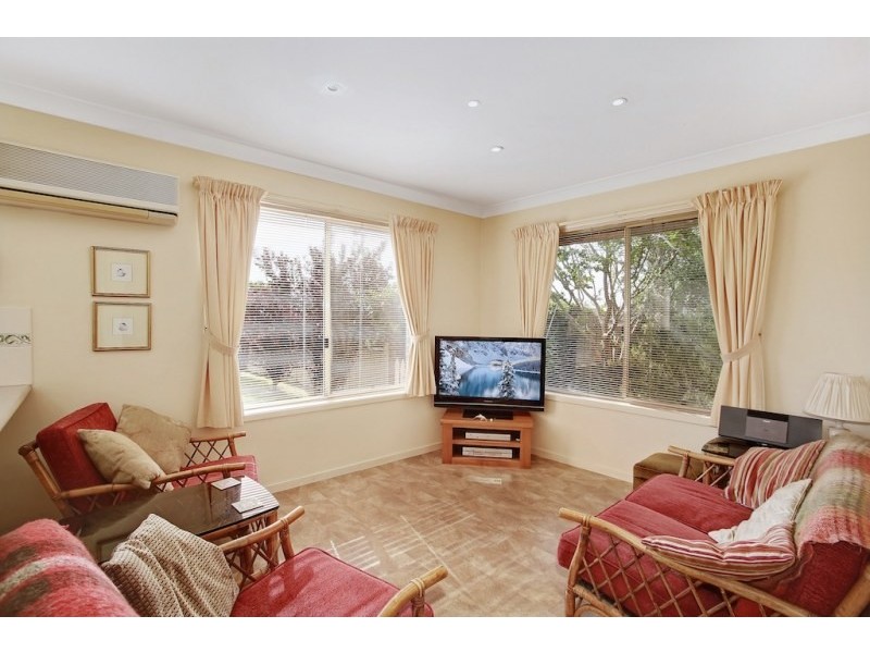 1 Maple Grove, Narellan NSW 2567