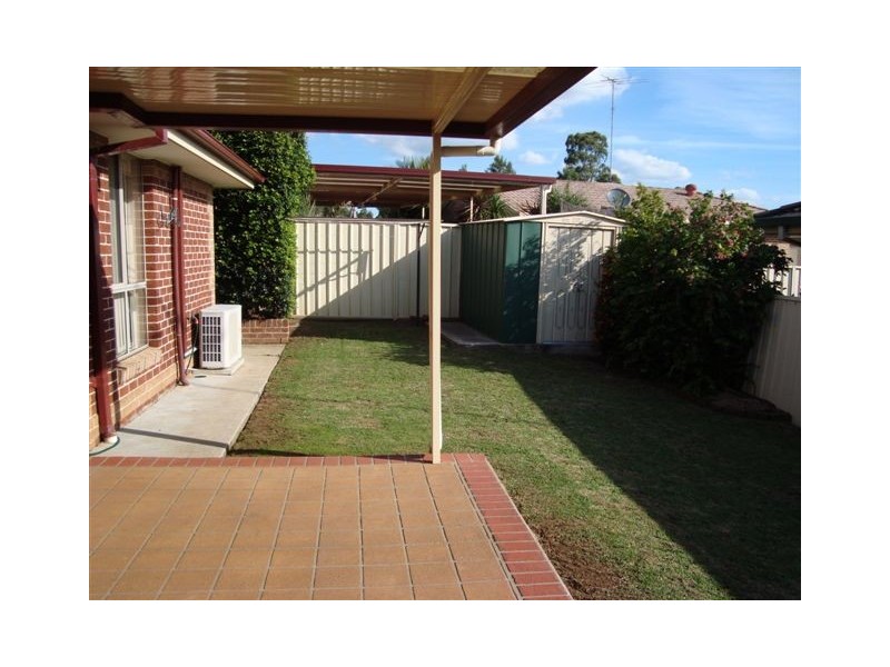 1/2 Weeks Place, Narellan Vale NSW 2567