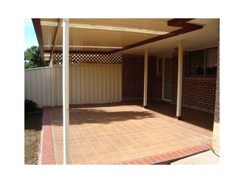 1/2 Weeks Place, Narellan Vale NSW 2567