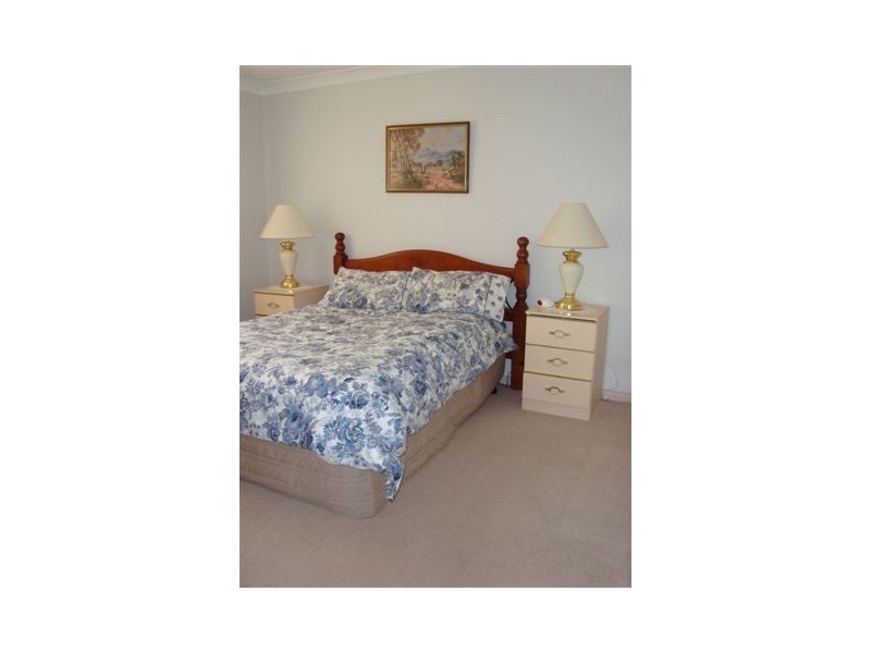 1/2 Weeks Place, Narellan Vale NSW 2567