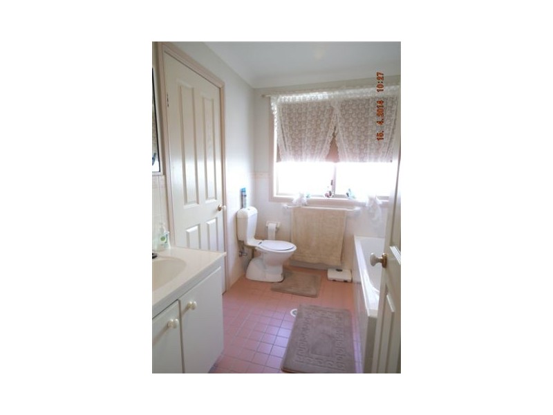 1/2 Weeks Place, Narellan Vale NSW 2567