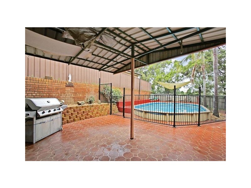 3 Harcourt Place, Eagle Vale NSW 2558