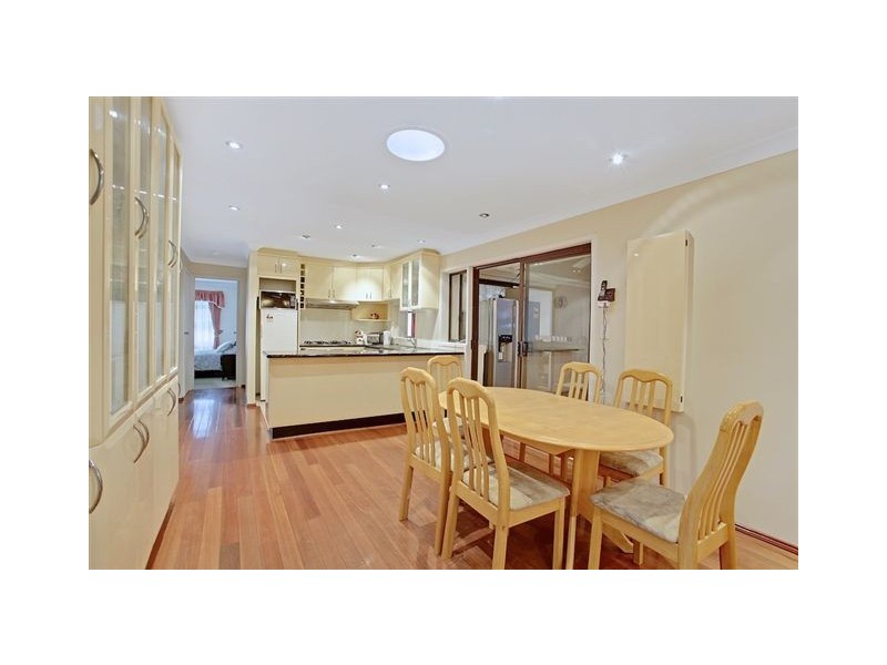 3 Harcourt Place, Eagle Vale NSW 2558