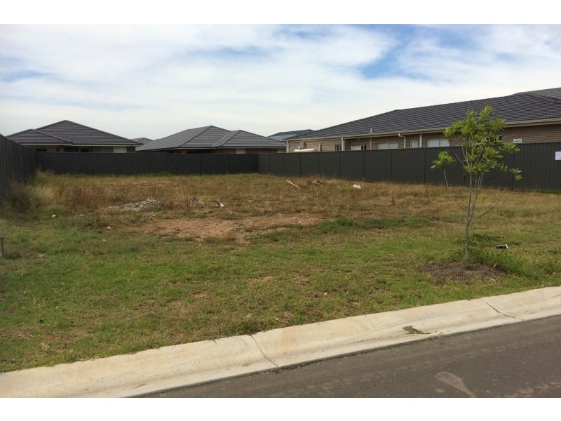 34 Discovery Circuit, Gregory Hills NSW 2557