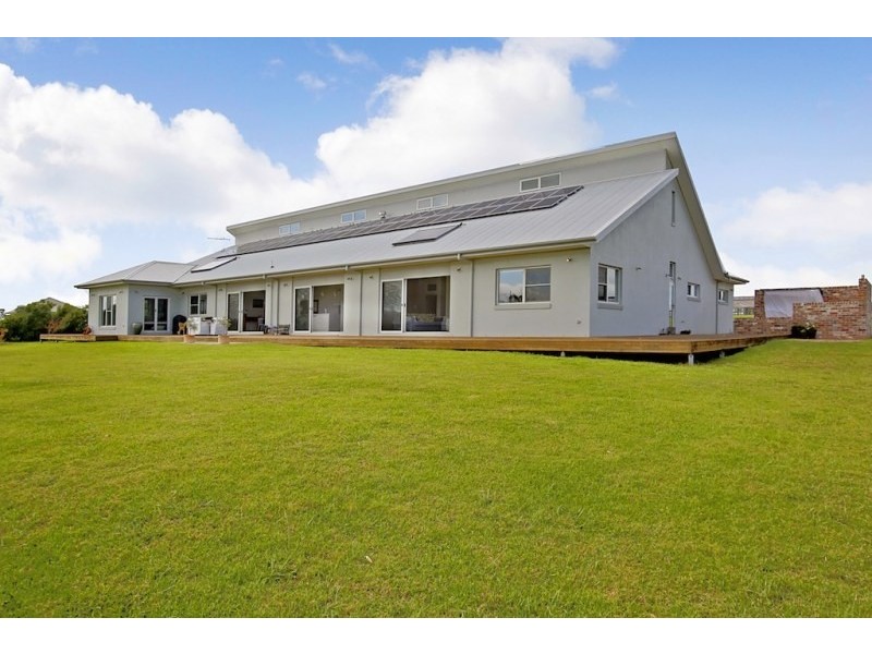 4 Crawford Creek Place, Razorback NSW 2571