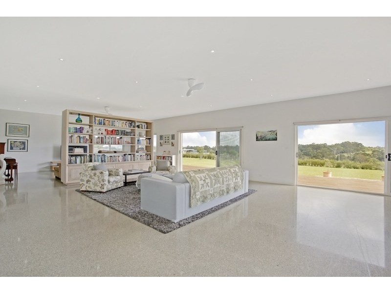 4 Crawford Creek Place, Razorback NSW 2571