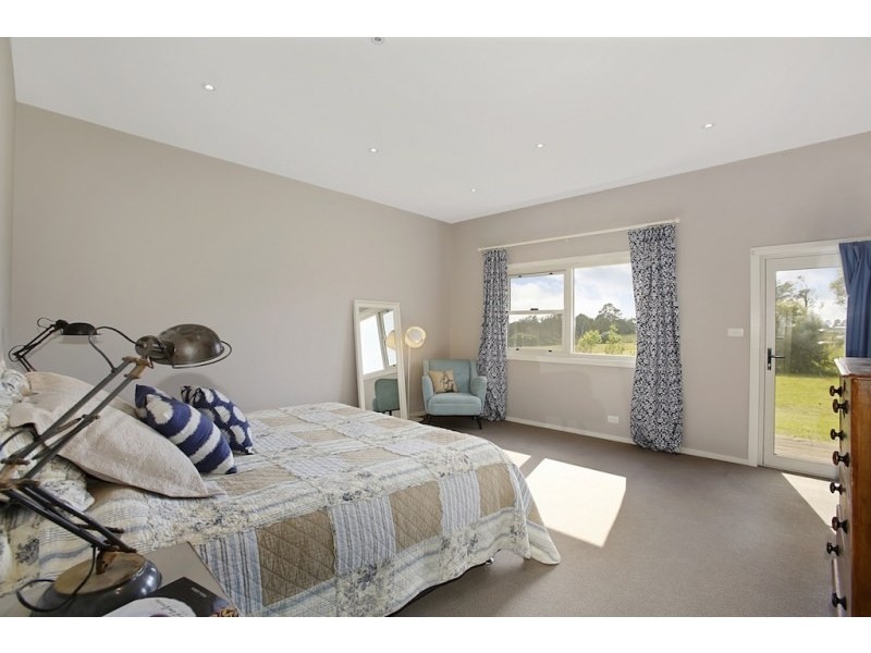 4 Crawford Creek Place, Razorback NSW 2571