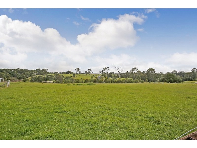 4 Crawford Creek Place, Razorback NSW 2571