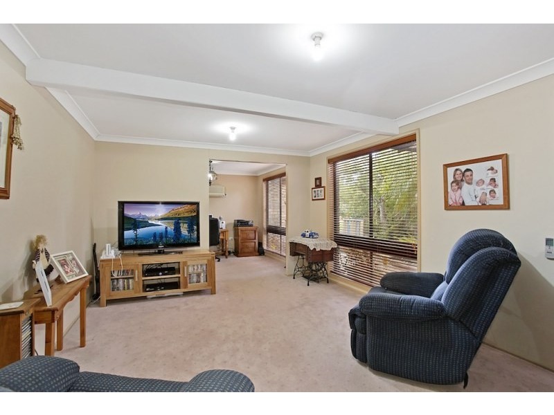 14 Arnold Avenue, Camden South NSW 2570