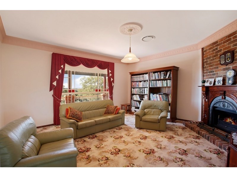 10 Camelot Close, Kirkham NSW 2570