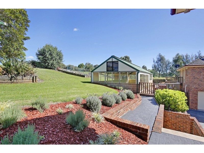 10 Camelot Close, Kirkham NSW 2570