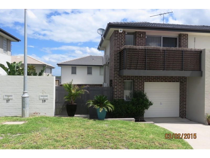 19 Orwell Place, Spring Farm NSW 2570