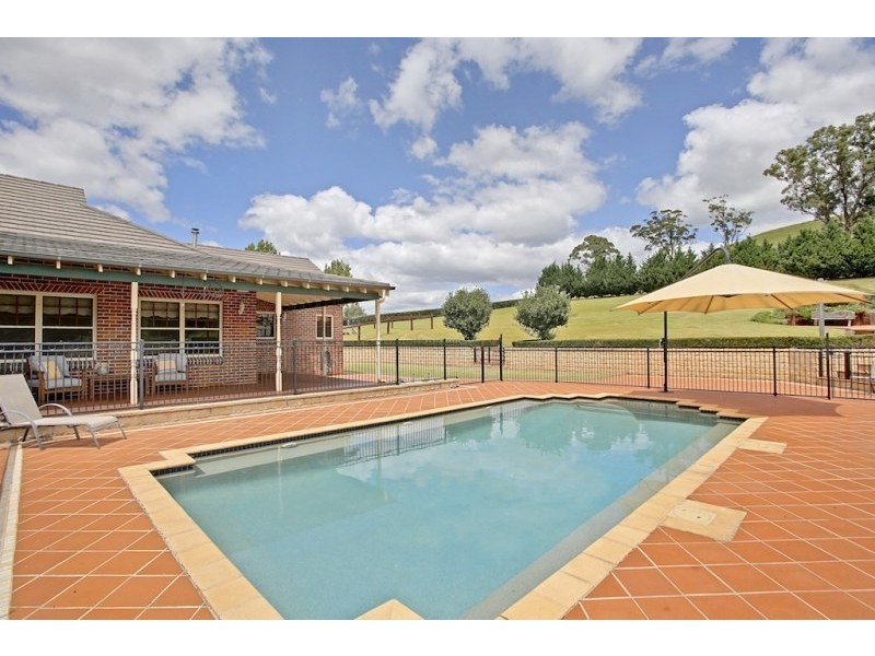 15 Equestrian Drive, Picton NSW 2571