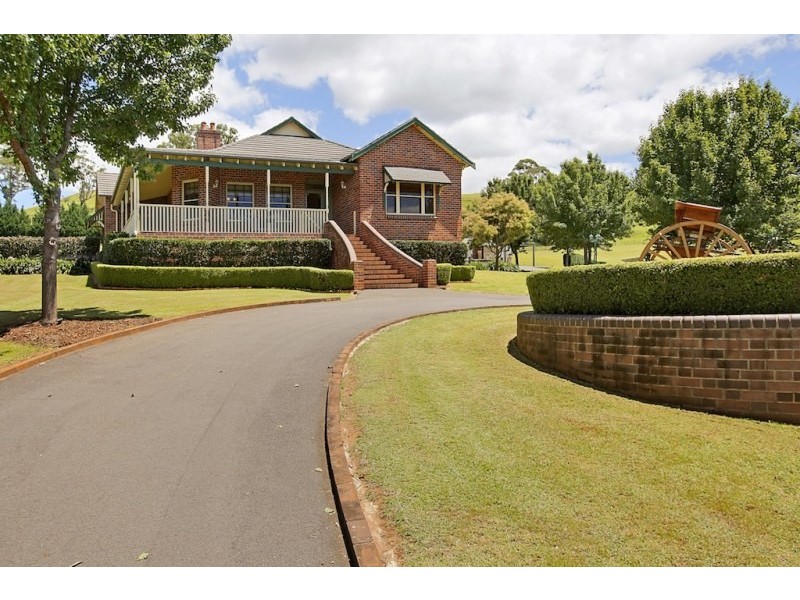 15 Equestrian Drive, Picton NSW 2571