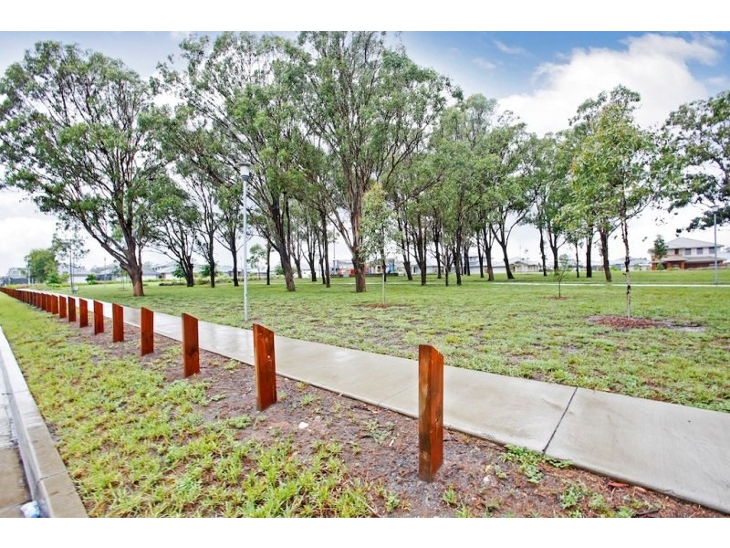 7 Butler Street, Gregory Hills NSW 2557