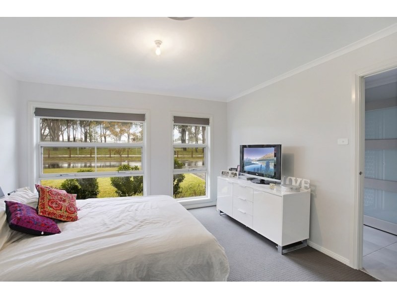 7 Butler Street, Gregory Hills NSW 2557