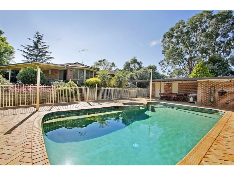 11 Willoughby Circuit, Grasmere NSW 2570