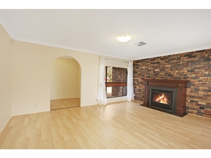 6 West Place, Camden South NSW 2570