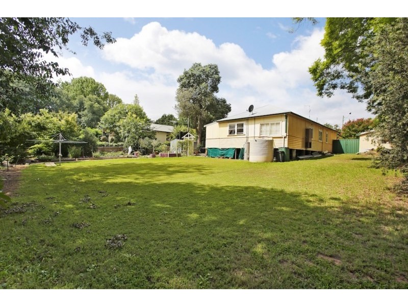 83 MacArthur Road, Elderslie NSW 2570