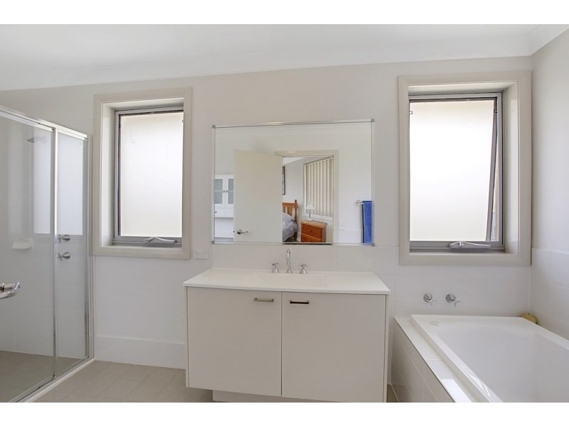 9 Bandara Circuit, Spring Farm NSW 2570
