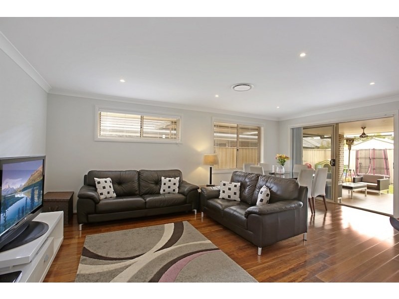 19 Camden Acres Drive, Elderslie NSW 2570