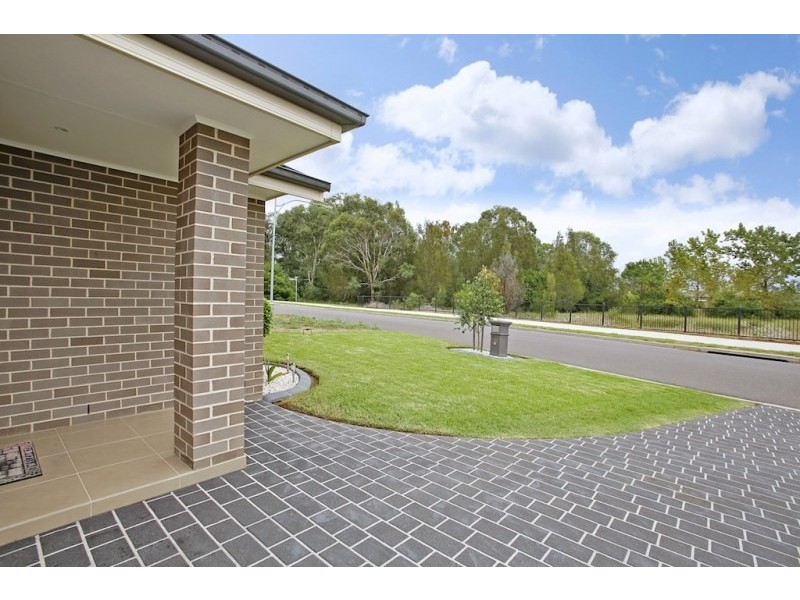 19 Camden Acres Drive, Elderslie NSW 2570