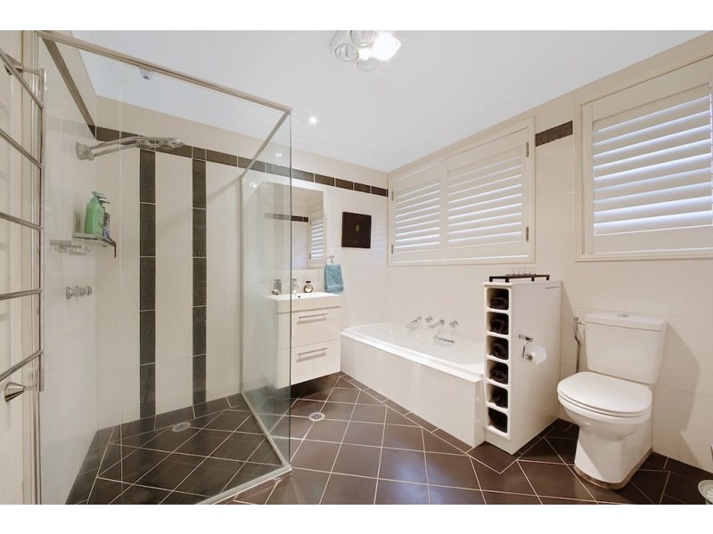 6 Scobie Place, Mount Annan NSW 2567