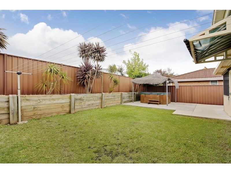 6 Scobie Place, Mount Annan NSW 2567