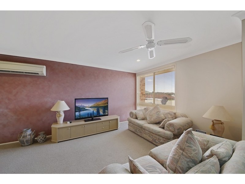 6 Scobie Place, Mount Annan NSW 2567