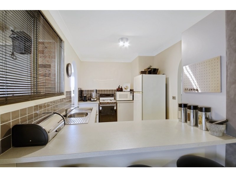 6 Scobie Place, Mount Annan NSW 2567