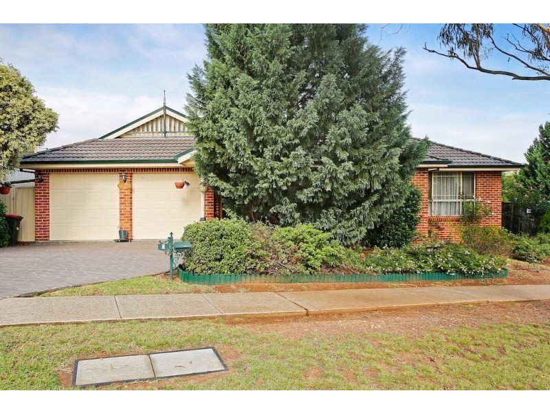 2 Stenhouse Drive, Mount Annan NSW 2567