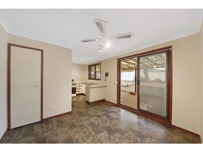 9 Dunbar Place, Mount Annan NSW 2567