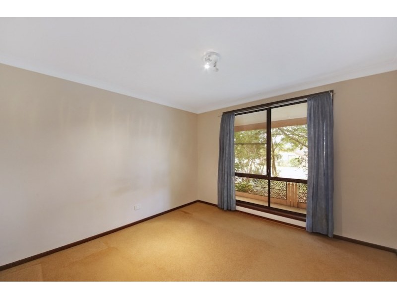 9 Dunbar Place, Mount Annan NSW 2567