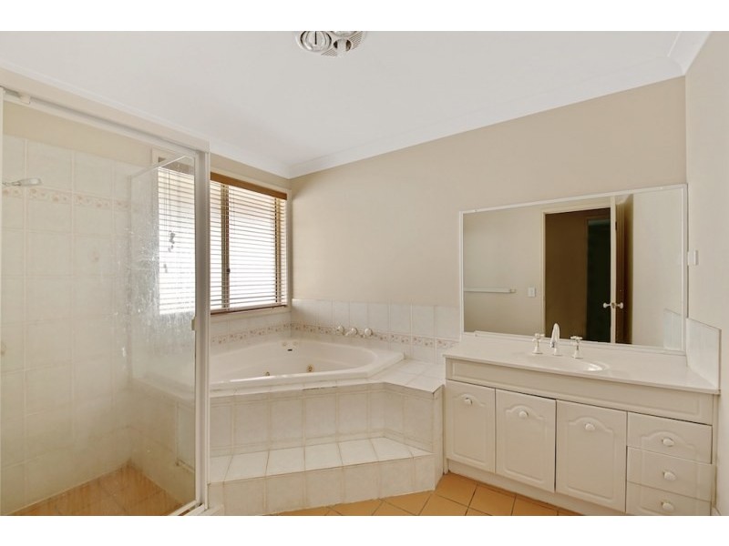 18 Edward Howe Place, Narellan Vale NSW 2567