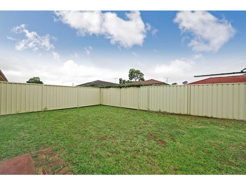 30 Veness Circuit, Narellan Vale NSW 2567