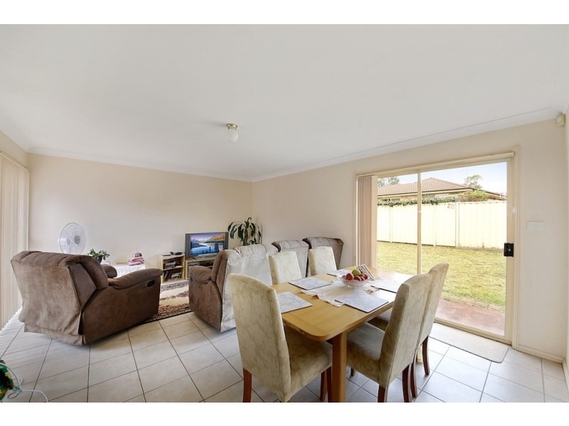 30 Veness Circuit, Narellan Vale NSW 2567
