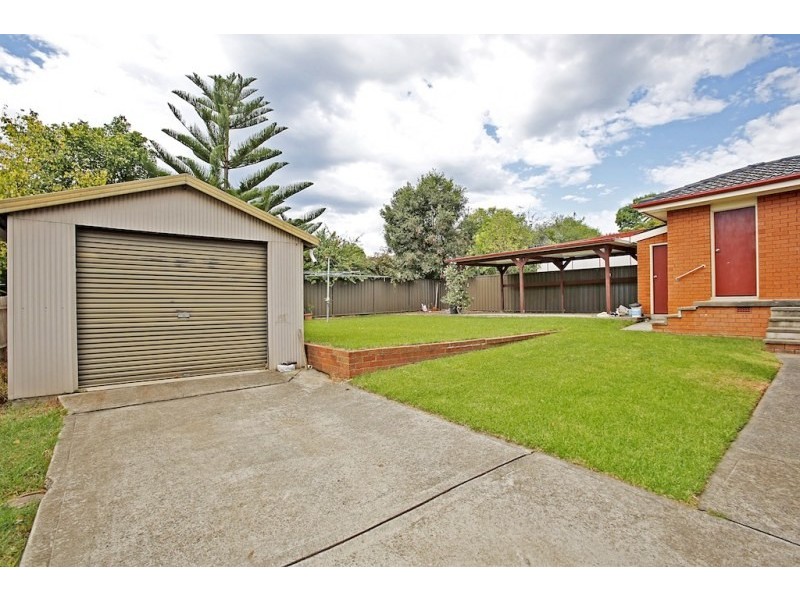 40 Raymond Avenue, Campbelltown NSW 2560
