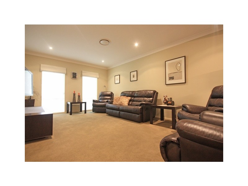 22 Park Way, Camden Park NSW 2570
