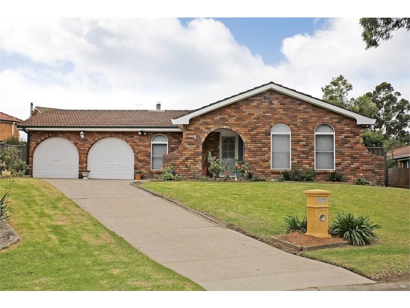 8 Hispano Place, Ingleburn NSW 2565
