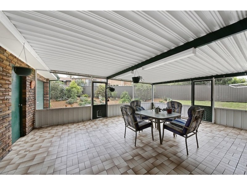 8 Hispano Place, Ingleburn NSW 2565