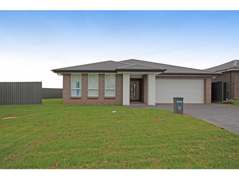 42 Rosella Circuit, Gregory Hills NSW 2557