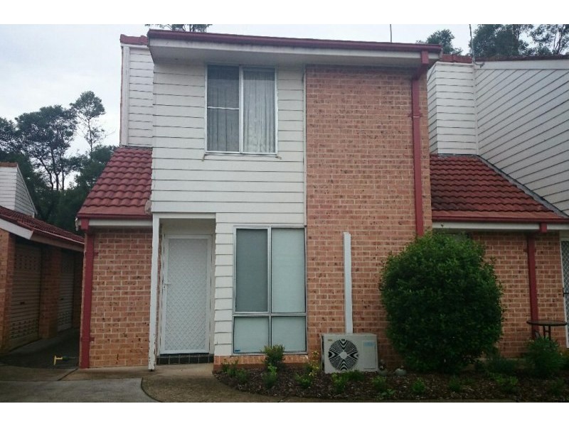 10/11 Mundarda Place, St Helens Park NSW 2560
