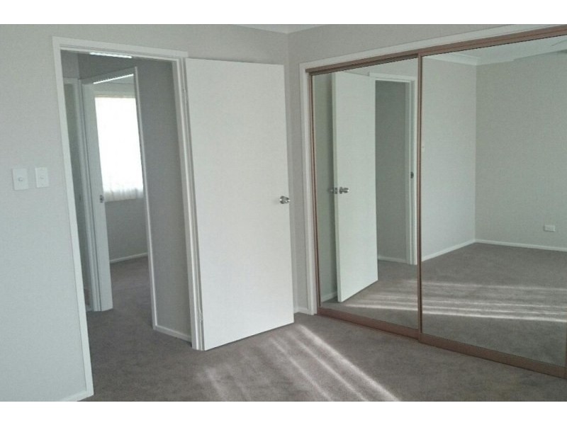 10/11 Mundarda Place, St Helens Park NSW 2560
