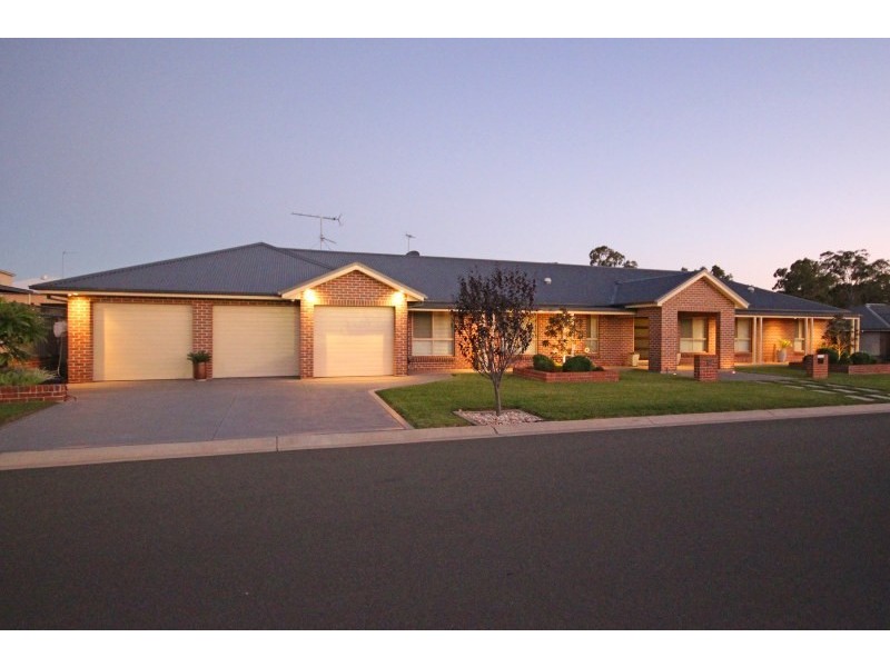 1 Bengal Crescent, Elderslie NSW 2570