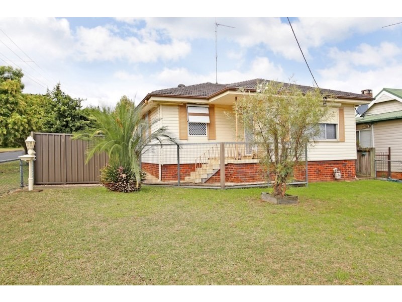 9 Purcell Street, Elderslie NSW 2570