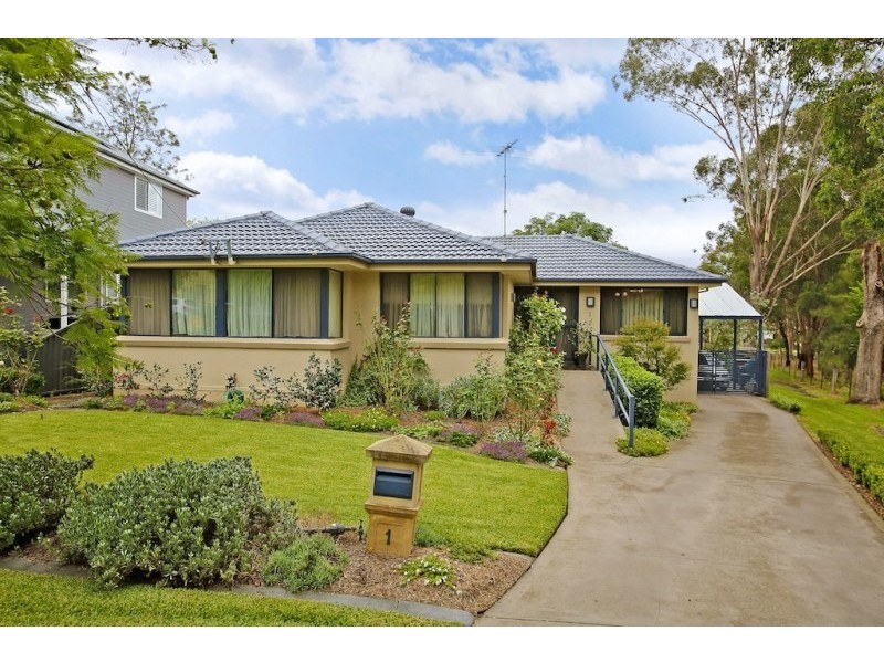 1 Macquarie Avenue, Camden NSW 2570